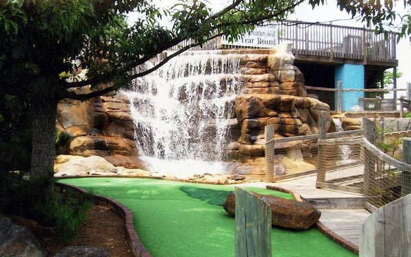 After eating cake and opening presents, guests can play minigolf at Pirate's Cove Adventure Golf.