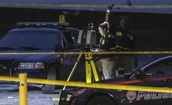 June 29, 2018 Atlanta: The GBI is investigating an officer-involved shooting in downtown Atlanta one of three shootings on Forsyth Street early Friday, June 29, 2018.  JOHN SPINK/JSPINK@AJC.COM