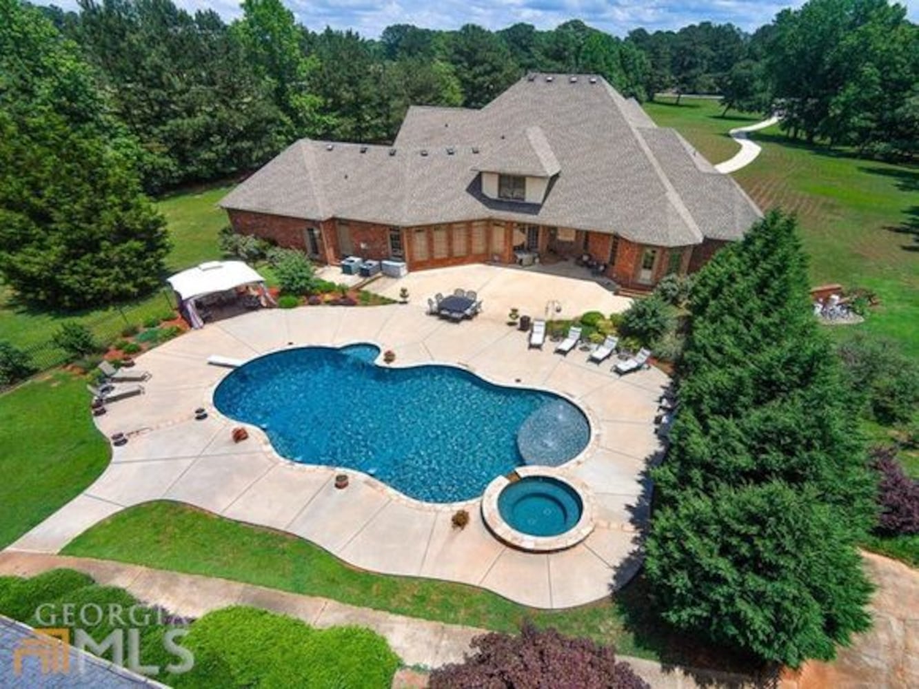 Shaq O'Neal buys $1.15 million house in McDonough