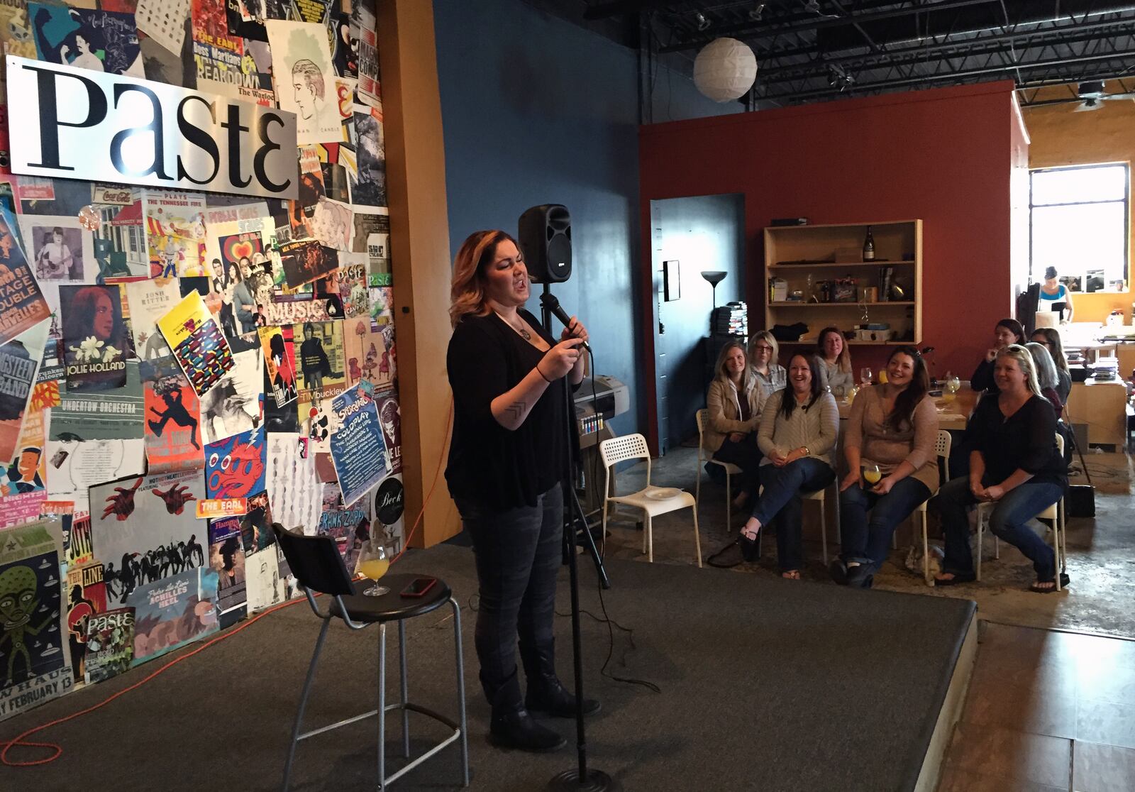 Laura Austin on stage during Gillespie's Hair of the Dog brunch in March, 2016. CREDIT: Rodney Ho/ rho@ajc.com