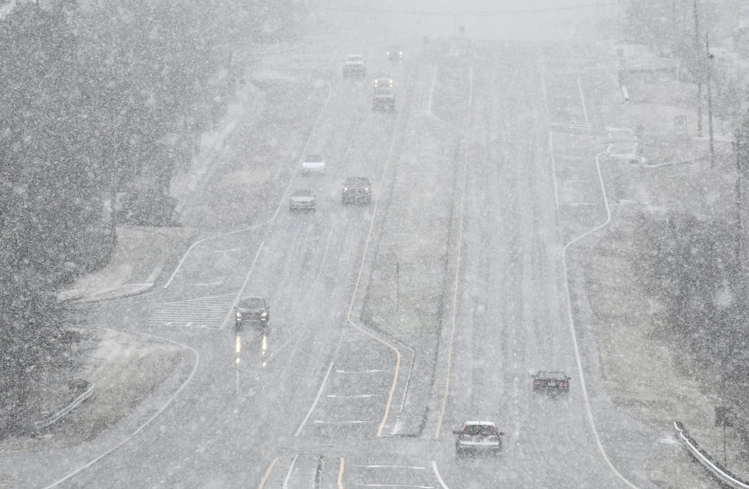 Winter storm hits metro Atlanta, North Georgia