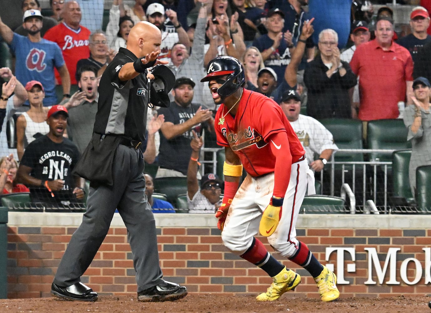 Braves-Astros Friday