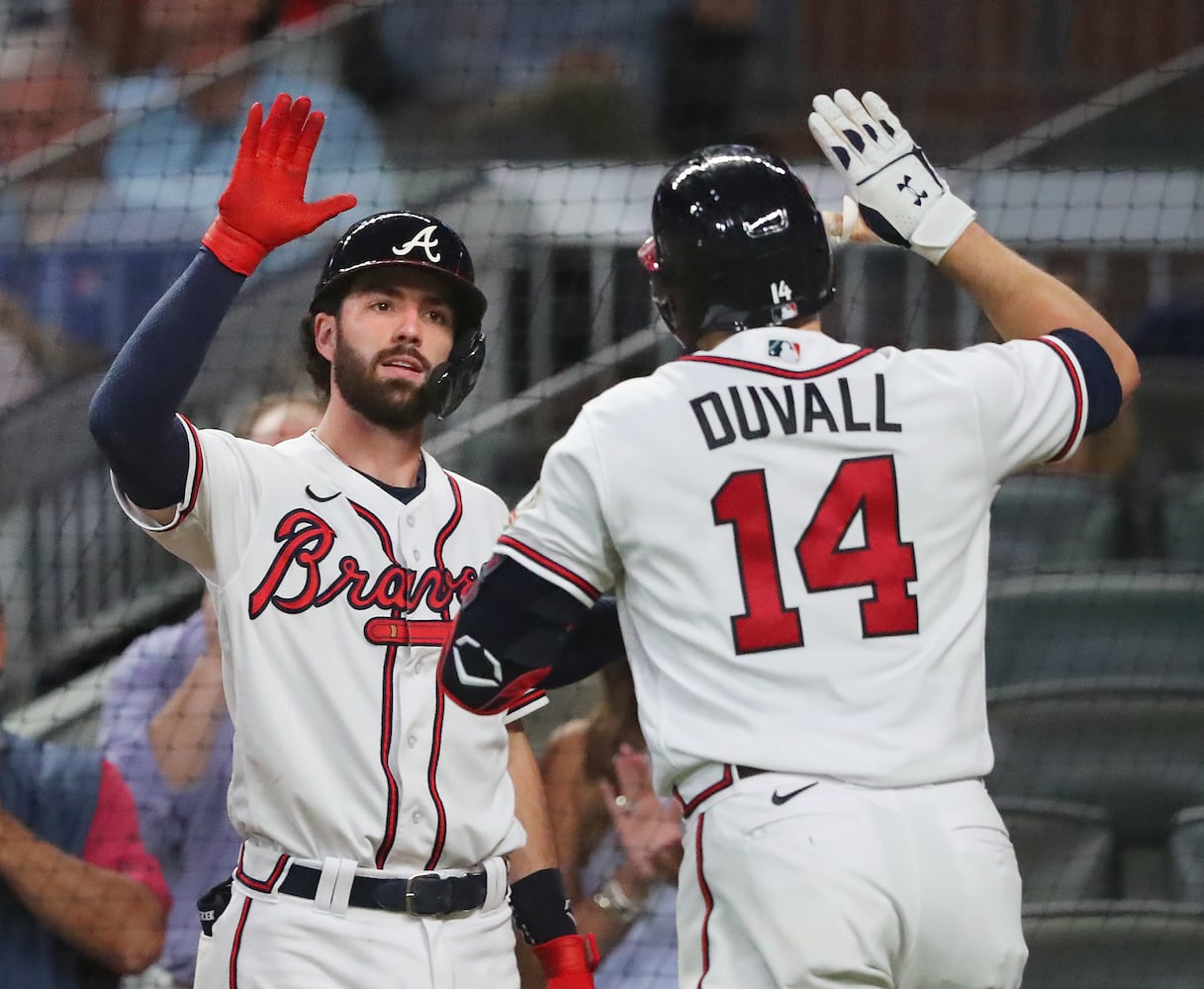 BRAVES PHOTO