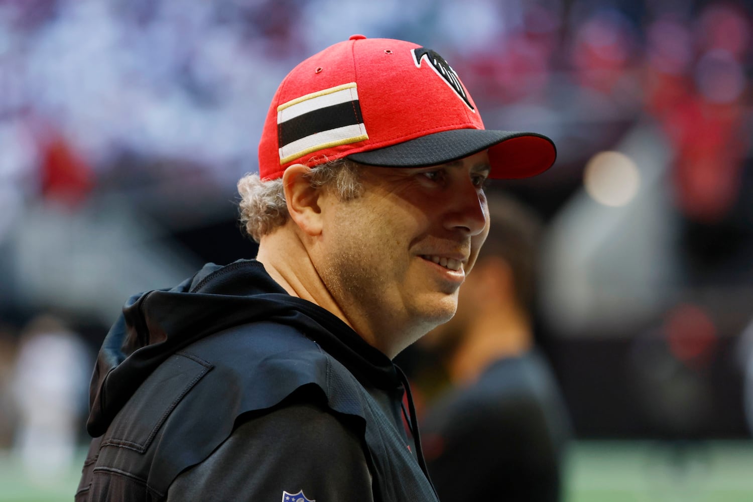 Falcons coach Arthur Smith relaxes before his team played the 49ers on Sunday in Atlanta. (Miguel Martinez / miguel.martinezjimenez@ajc.com)