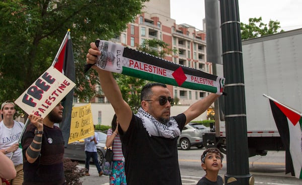 Protestors take to the streets at the emergency protest for the violence in Gaza in Downtown Atlanta, Georgia, on Tuesday, May 15, 2018. (REANN HUBER/REANN.HUBER@AJC.COM)