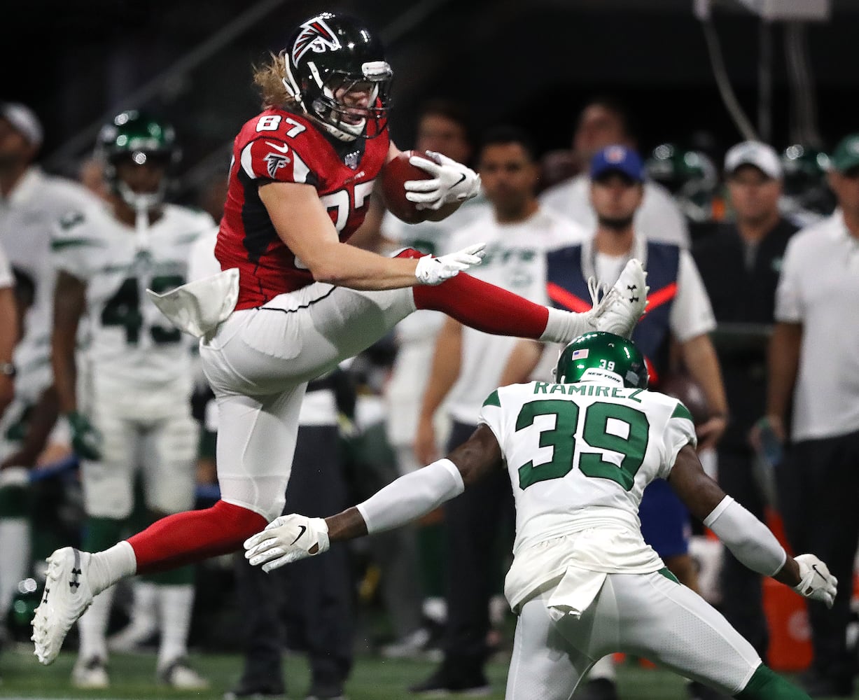 Photos: Falcons lose to Jets in third exhibition game