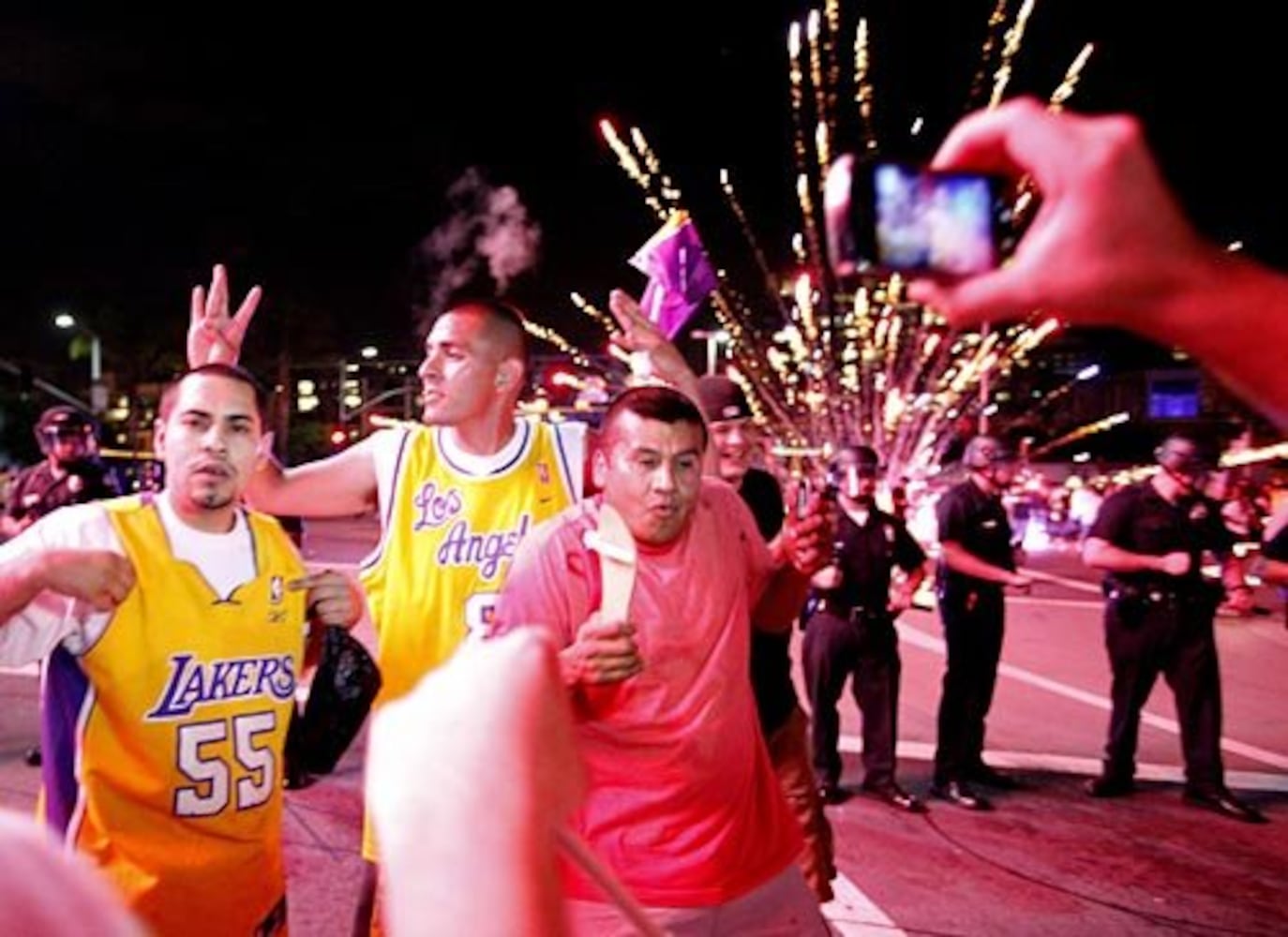 Lakers fans riot in L.A. after NBA title