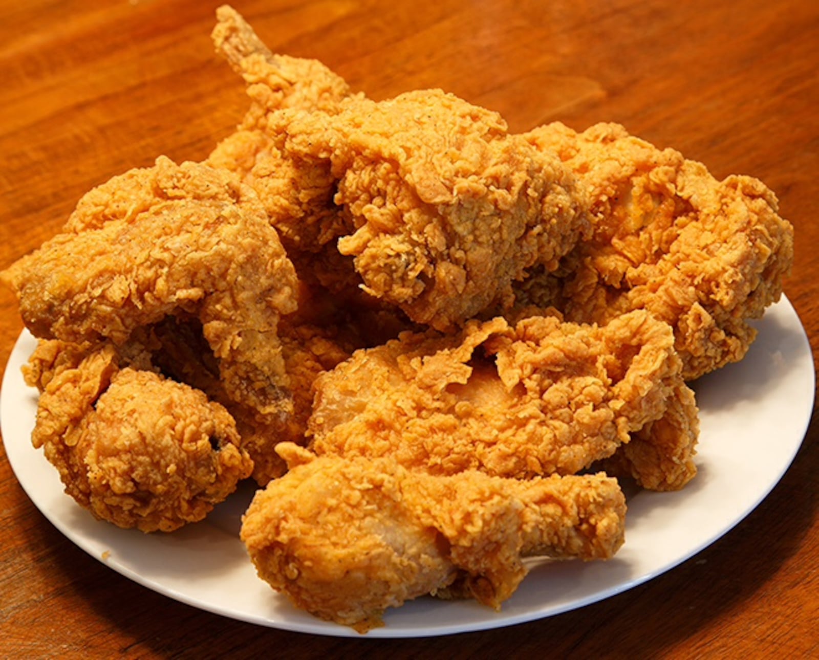 The Smith House's Southern fried chicken is cooked using a recipe that originated in 1922. Courtesy of the Smith House