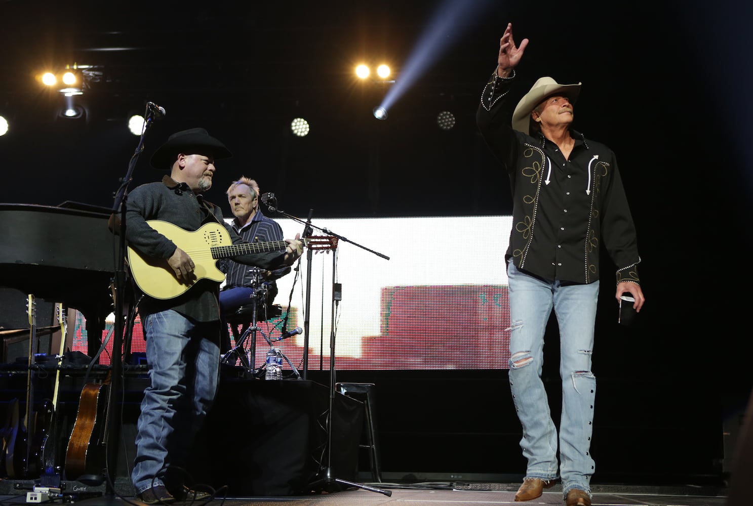 PHOTOS: Alan Jackson performs at State Farm Arena 2020