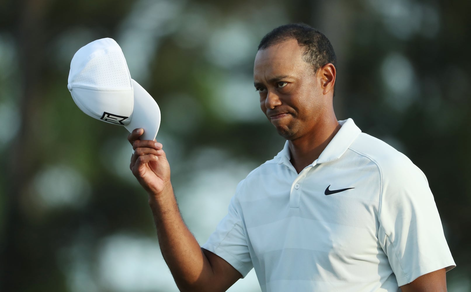 Photos: Tiger Woods’ second round at the Masters