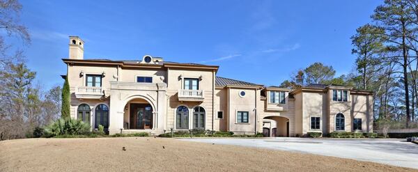 The front of Hines Ward's Sandy Springs home.