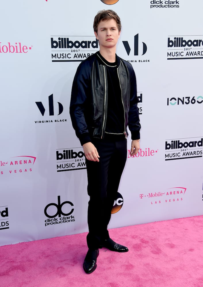 Photos: 2017 Billboard Music Awards red carpet