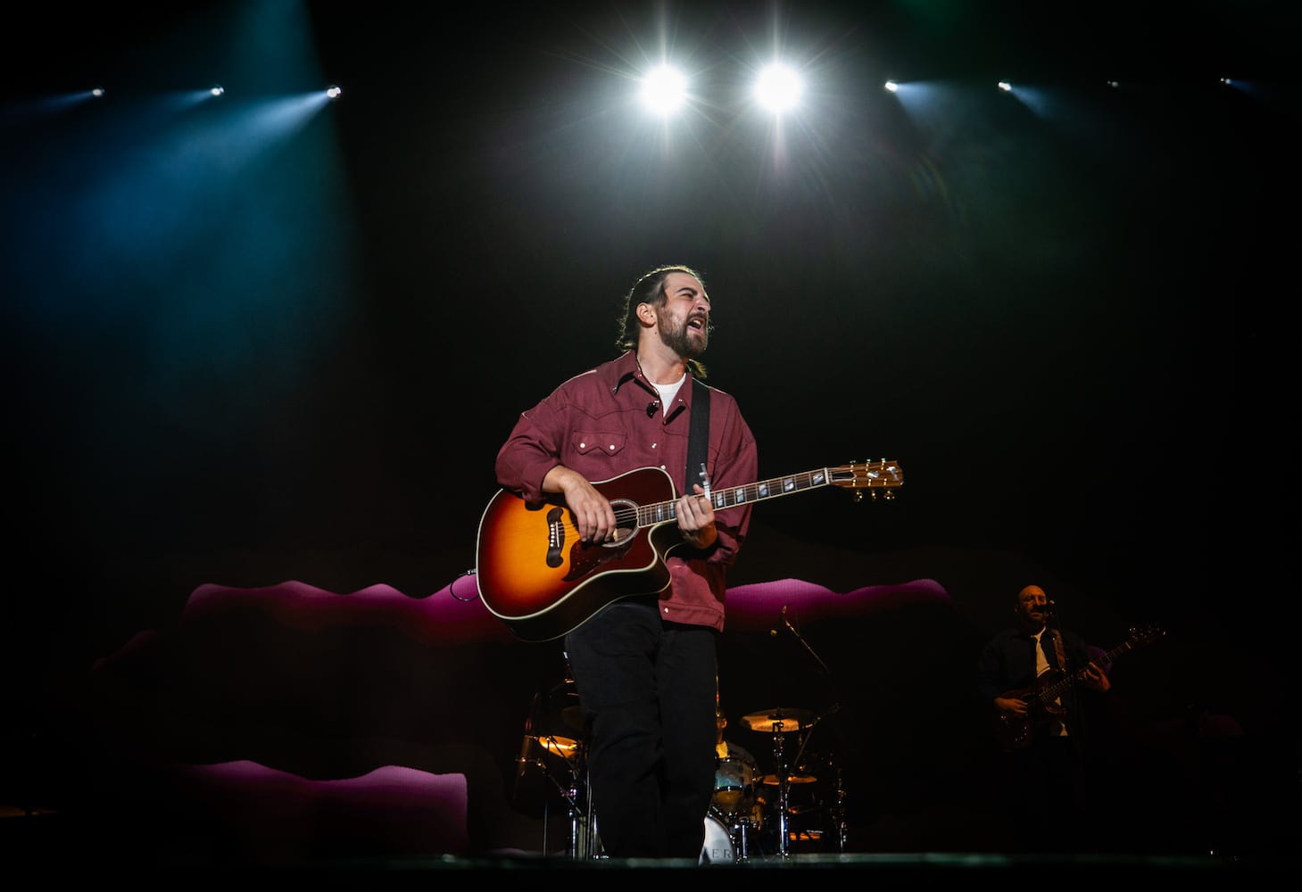 230102 Atlanta, Ga: TikTok sensation and singer/songwriter Noah Kahan had everyone singing along with his hits that have gained popularlity over hte last year. Photo taken Friday May 3, 2024 at Central Park, Old 4th Ward. AAJC 050324 shaky day one (RYAN FLEISHER FOR THE ATLANTA JOURNAL-CONSTITUTION)