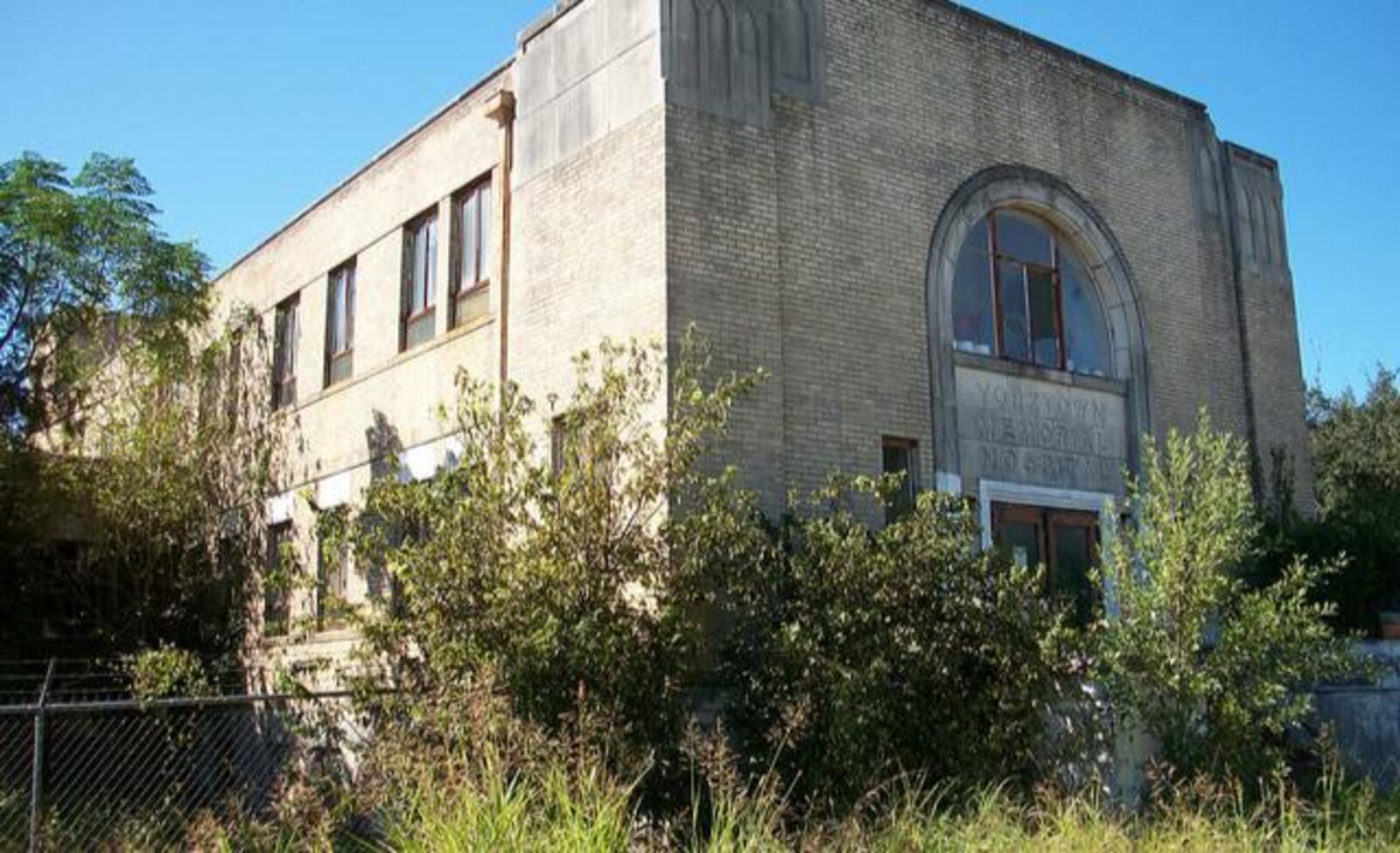 The abandoned Yorktown Memorial Hospital holds up to its reputation, if looks are any indication of the rumors that the old hulk of a hospital is haunted.