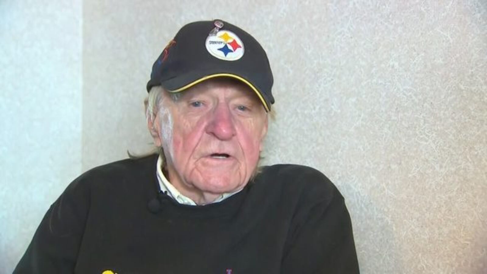 "Super" Tom Henschel has attended every Super Bowl. (Photo: WPXI.com)