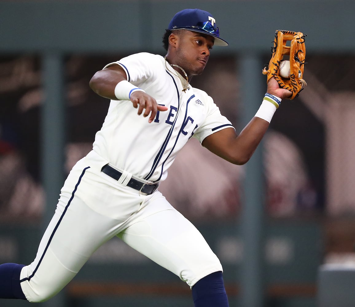 Photos: Tech and Georgia battle in baseball at SunTrust Park