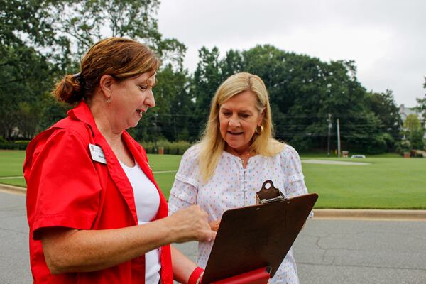 Georgia first lady Marty Kemp (right) counted pollinators at the state Capitol in 2022 with census organizer Becky Griffin. Courtesy of University of Georgia