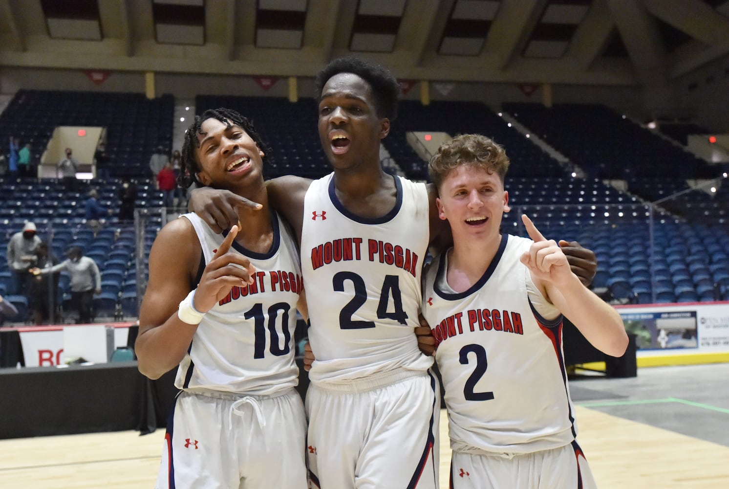 State basketball finals : Class A Private boys -- Holy Innocents vs. Mt. Pisgah