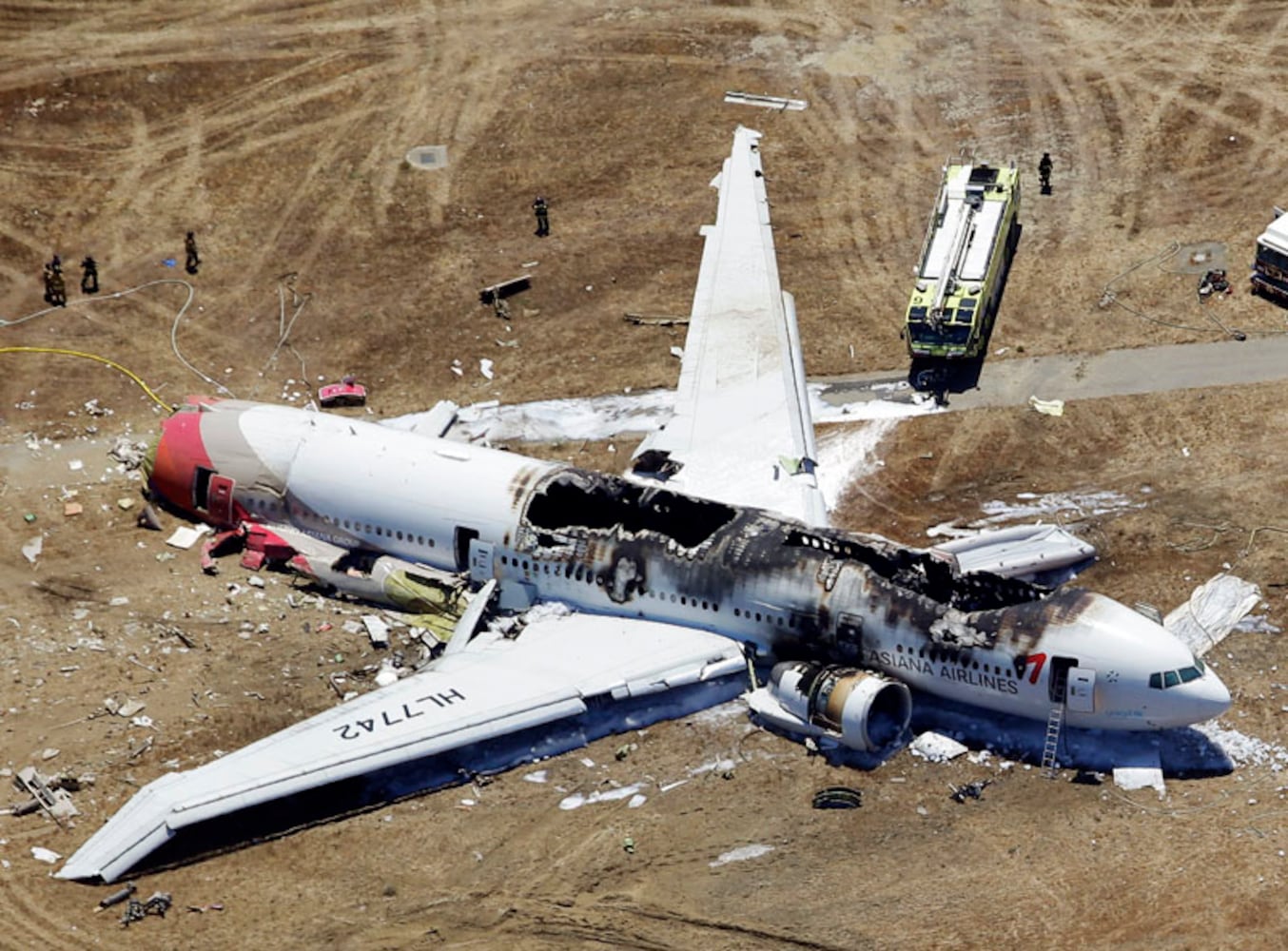 Photos of air disasters from the AJC archives