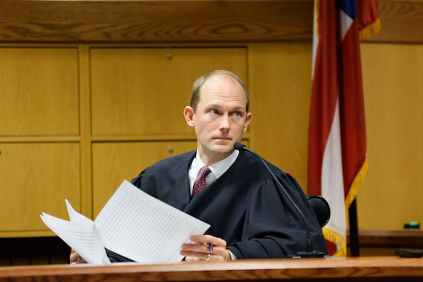 Fulton County Superior Judge Scott McAfee hears motions from attorneys representing Ken Chesebro and Sidney Powell in Atlanta on Thursday, Sept. 14, 2023. (Miguel Martinez/miguel.martinezjimenez@ajc.com)

