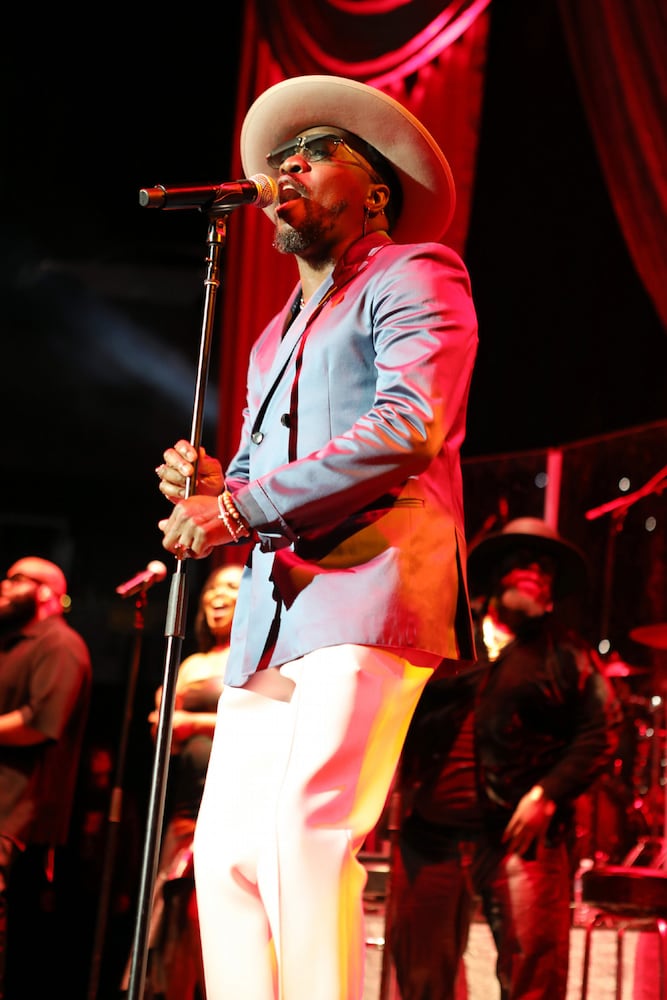 Anthony Hamilton performs during "The Night Tour" at State Farm Arena on Saturday, March 19, 2022. 