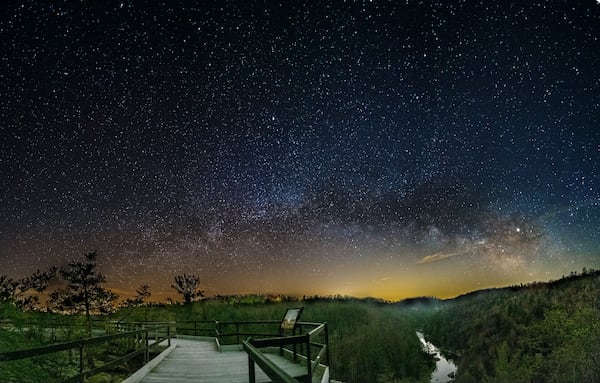 A night sky view from the Lilly Bluff Overlook at Clear Creek Gorge inside the Obed Wild and Scenic River unit of the National Park Service in Tennessee.
(Courtesy of Mark Leckington)