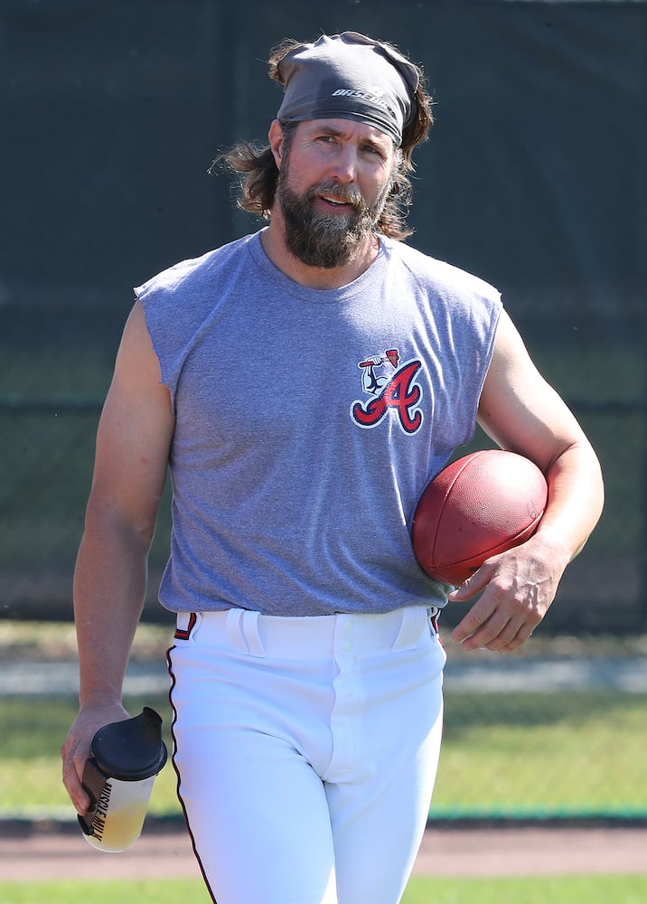 Braves Dickey