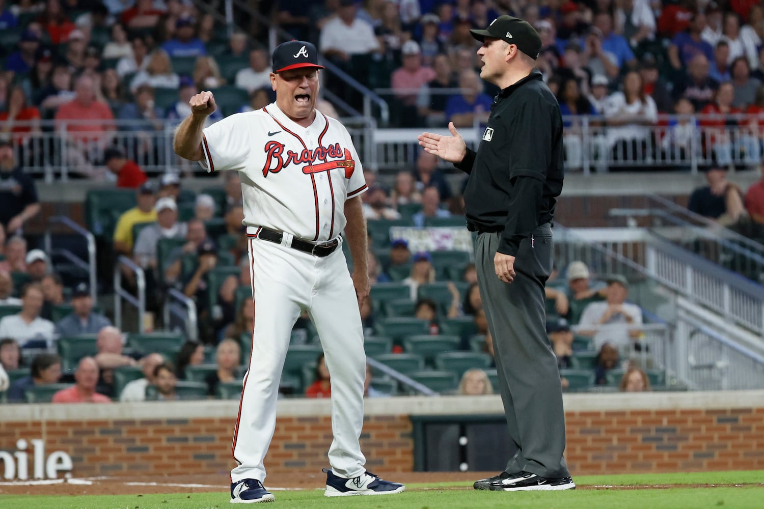 Atlanta Braves vs Chicago