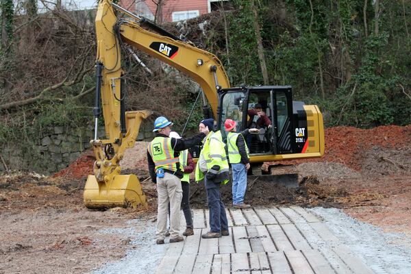 The Environmental Protection Agency has begun excavating and back filling properties on Atlanta’s westside that were found to have dangerous levels of lead in the soil on Jan. 27, 2020. MIGUEL MARTINEZ / FOR THE AJC