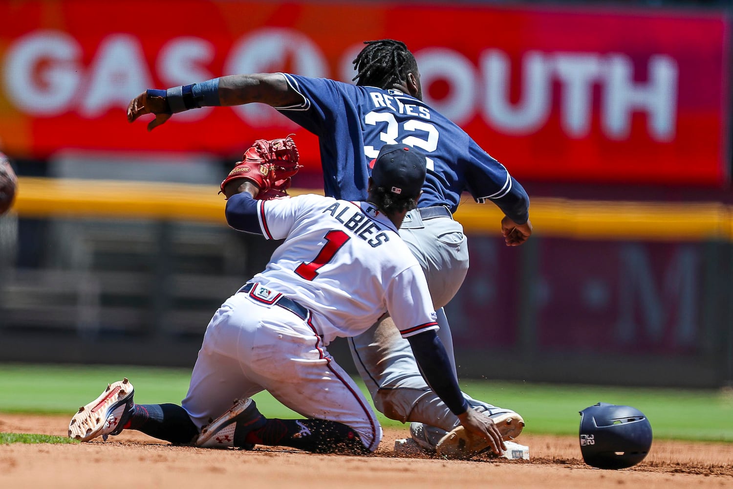 Photos: Series finale for Braves, Padres at SunTrust Park