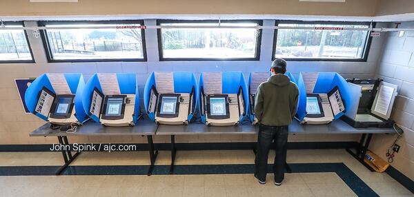 Voting on Gwinnett's MARTA referendum early Tuesday inside Best Friend Park (Photo by John Spink/jspink@ajc.com)