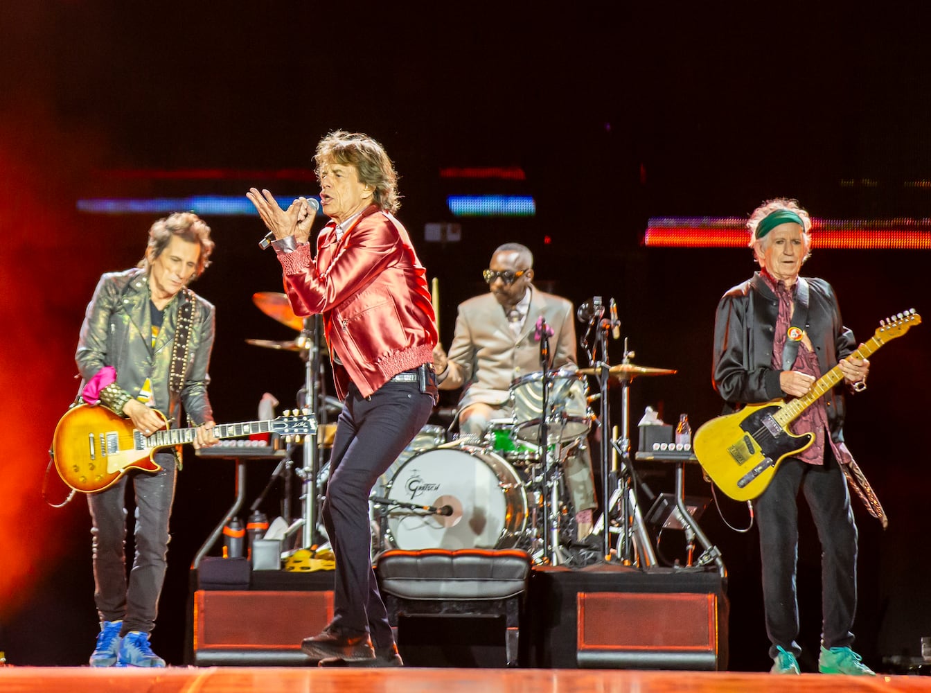 Atlanta, GA: The Rolling Stones play for crazed fans singing along to every word at Mercedes Benz Stadium on the Hackney Diamonds Tour. Photo taken Friday June 7, 2024. 060924 aajc rolling stones review (RYAN FLEISHER FOR THE ATLANTA JOURNAL-CONSTITUTION)