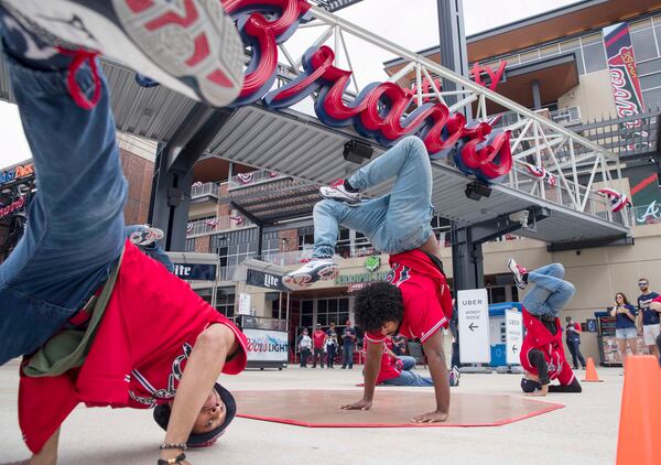 The Atlanta Braves Breakers dance crew performs in the Battery before the 2019 season opener. (ALYSSA POINTER/ALYSSA.POINTER@AJC.COM)