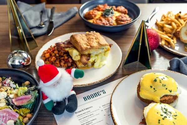 Boone's will host a holiday brunch with Santa Claus.