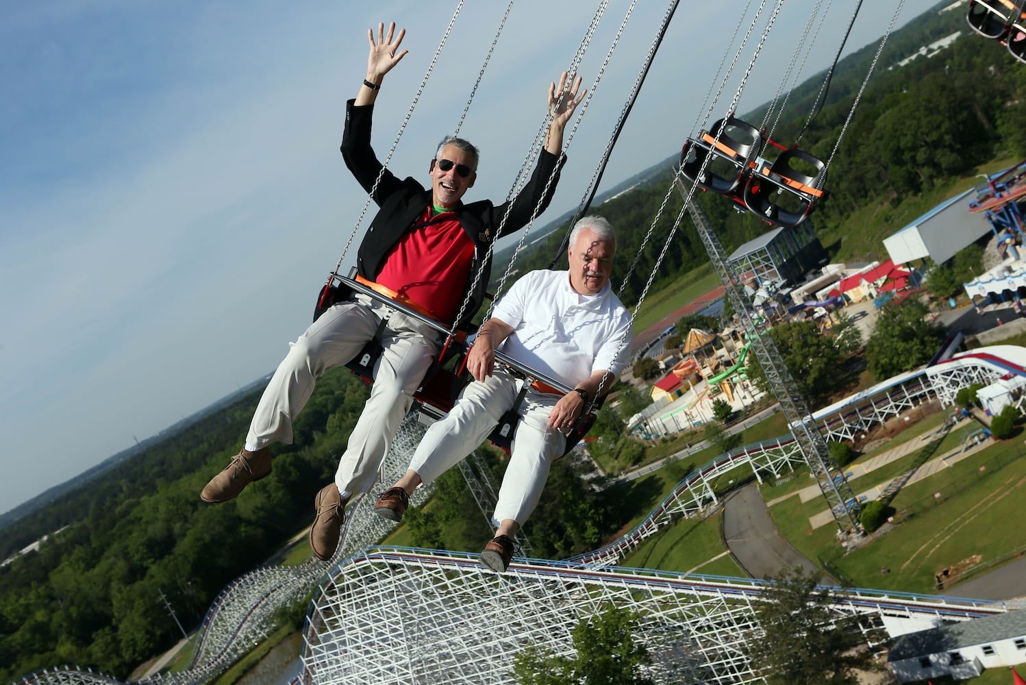 AJC's Tom Kelley rides the new extreme swing ride