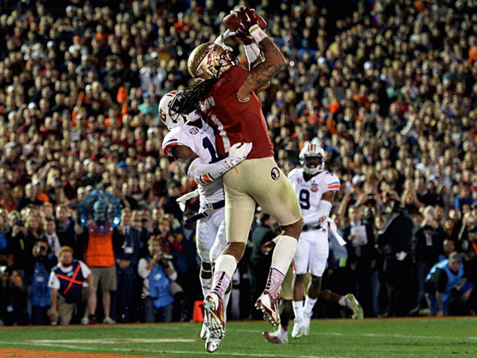 Florida State's Kelvin Benjamin left school after his redshirt sophomore season. (Associated Press)