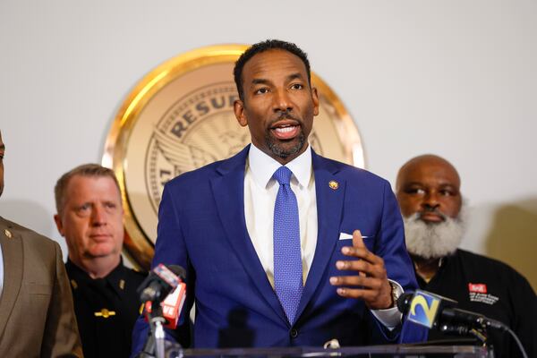 Atlanta Mayor Andre Dickens held a press conference on Wednesday, June 5, 2024, to inform the public and the media that Atlanta’s water service has been fully restored. This announcement comes after the city endured five days of disruptions due to multiple water main breaks.
(Miguel Martinez / AJC)