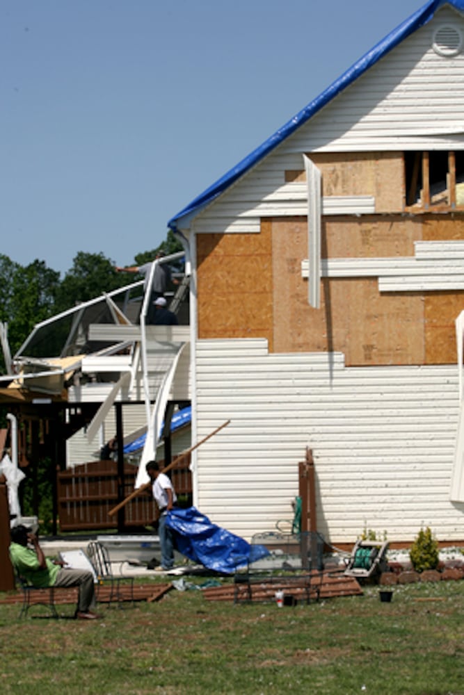 Ellenwood neighborhood trashed by storm