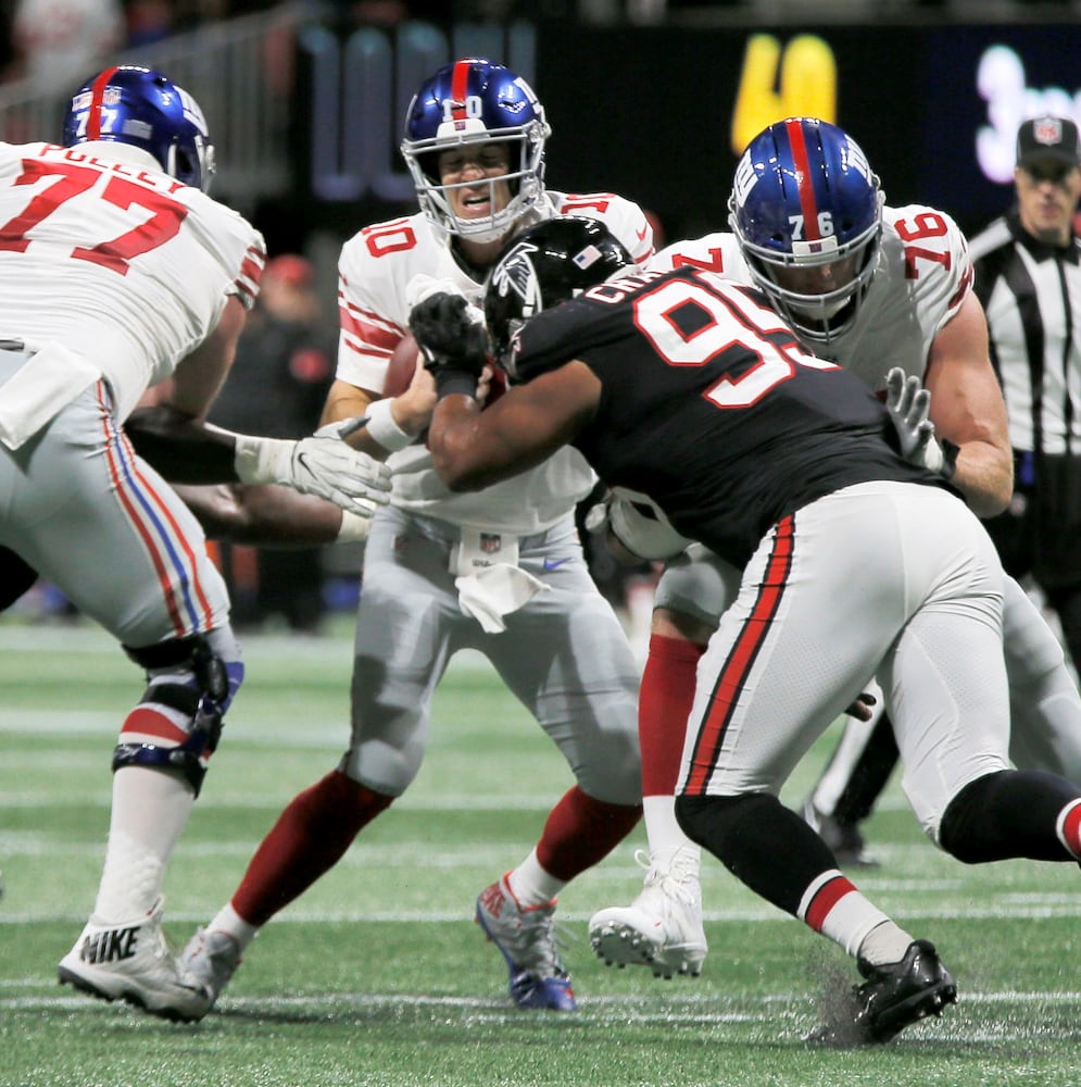 Photos: Falcons down Giants on Monday Night Football