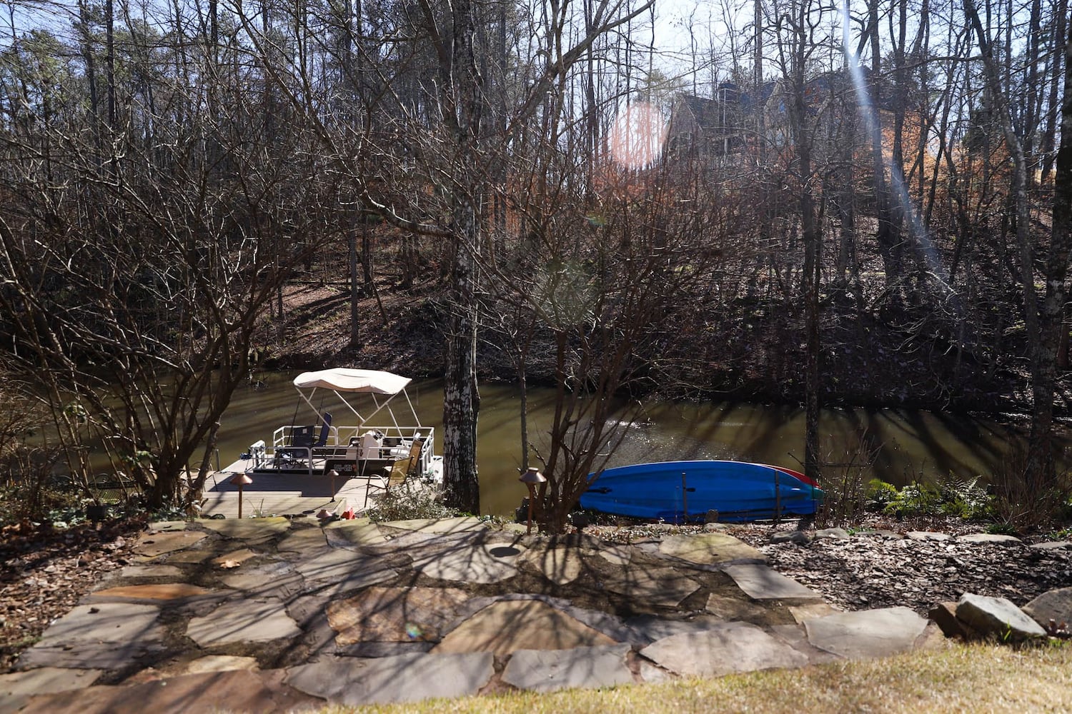 Photos: Cobb lake house gets personal touch