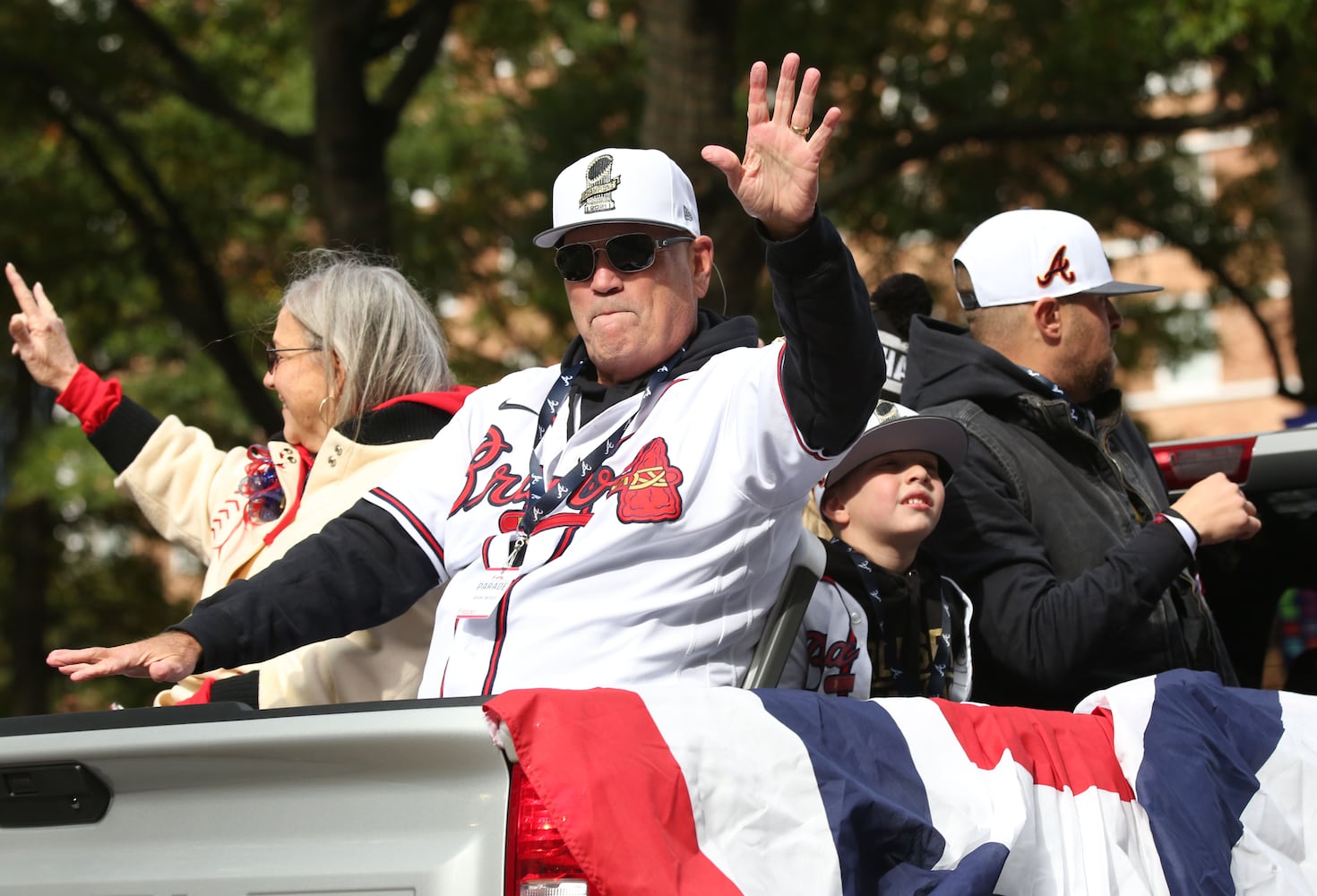 Braves manager Brian Snitker waves to the crowd during the Braves' World Series parade in Atlanta, Georgia, on Friday, Nov. 5, 2021. (Photo/Austin Steele for the Atlanta Journal Constitution)