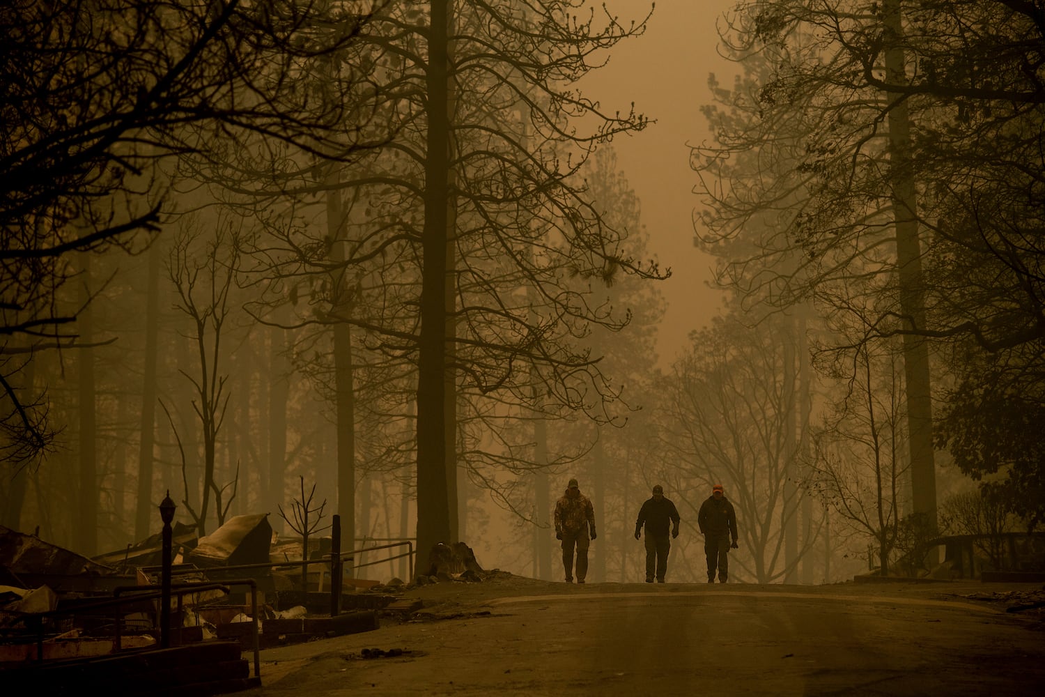 Photos: Deadly wildfires blaze through northern, southern California