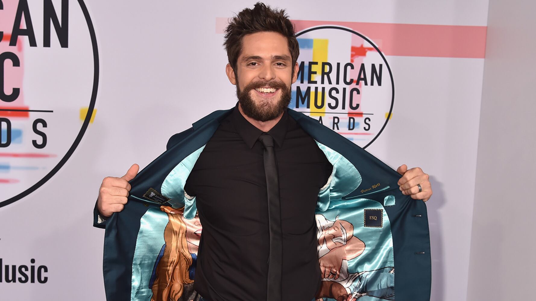 Photos: 2018 American Music Awards red carpet arrivals