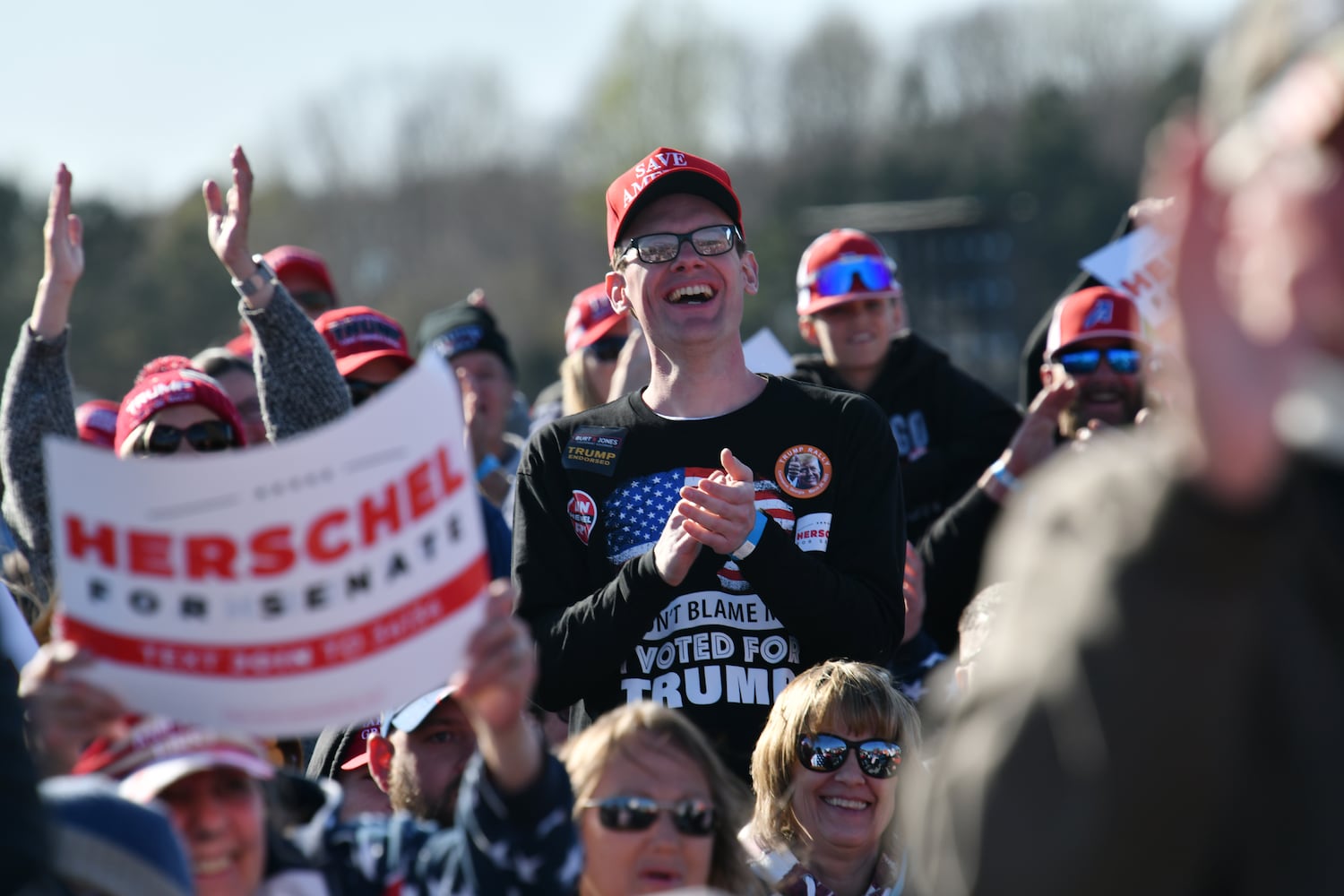 Trump headlines rally for Georgia GOP candidates