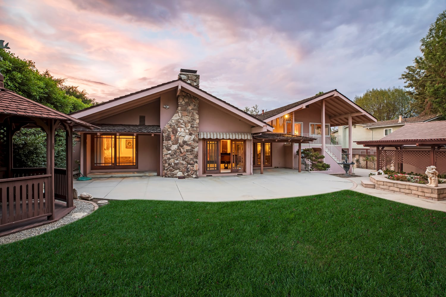 Photos: Take a look inside the ′Brady Bunch′ House