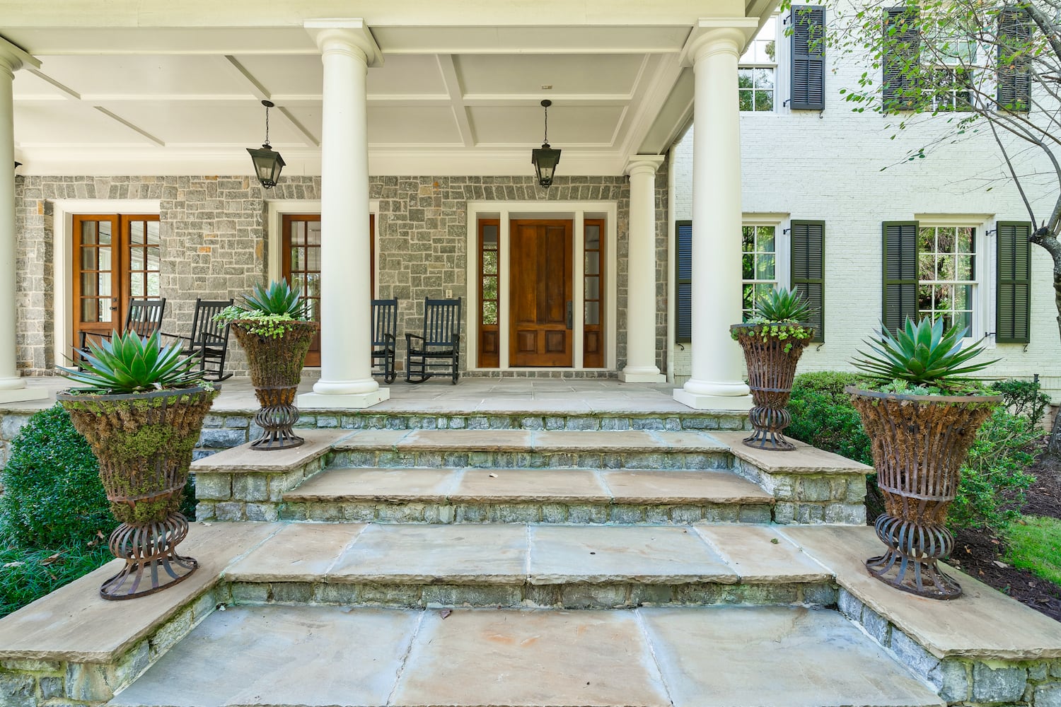 $5 million Buckhead front porch