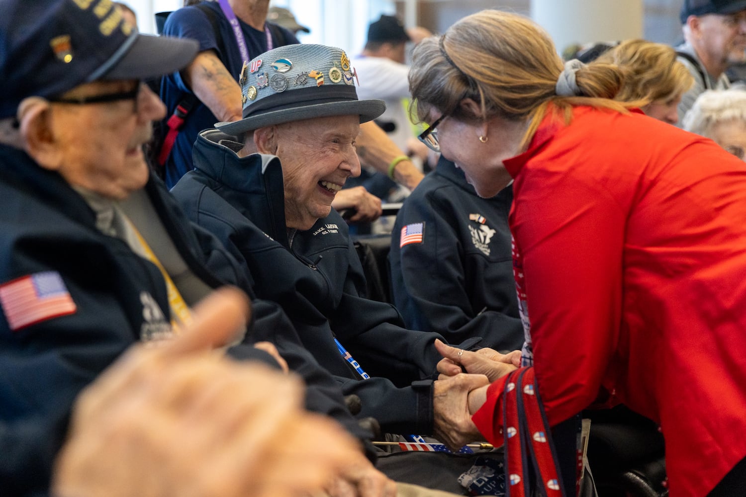 Delta sends off veterans to Normandy for D-Day anniversary
