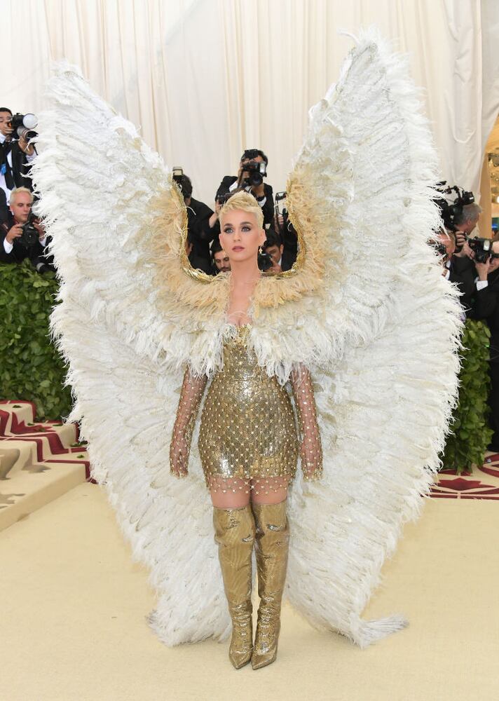 Photos: Katy Perry gets angelic at the 2018 Met Gala