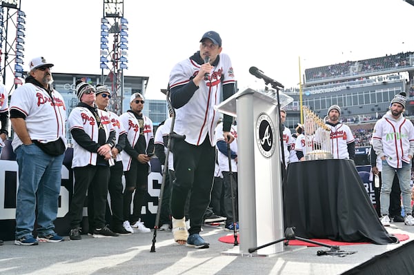 November 5, 2021 Atlanta - Atlanta Braves pitcher Charlie Morton speaks during Truist Park Ceremony celebrating the Atlanta Braves' World Series win on Friday, November 5, 2021. Atlanta is partying on Friday like itÕs 1995, the last time the Atlanta Braves were World Series champions. The Atlanta Journal-Constitution is offering live updates from the Braves parade route in downtown Atlanta, Cobb County and inside Truist Park. (Hyosub Shin / Hyosub.Shin@ajc.com)