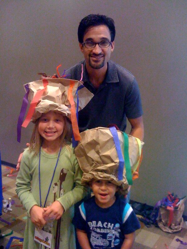 Jon Ratner with his two children, Diana and Daniel before his death in 2009.